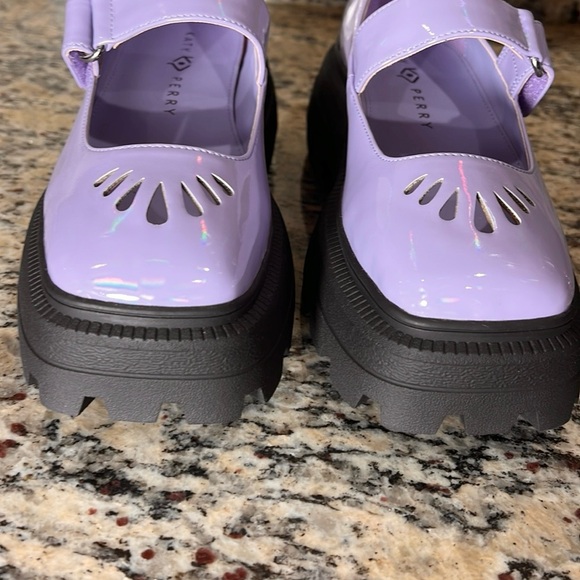 Katy Perry Combat Mary Janes - Picture 5 of 7